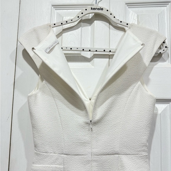 Black Halo white texture cap sleeve zip up Peplum Dress - Picture 8 of 16
